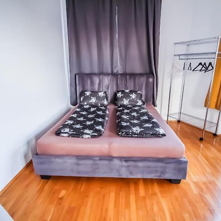 Family 3 Bedroom Apartment Lv7 Wien Eksteriør billede